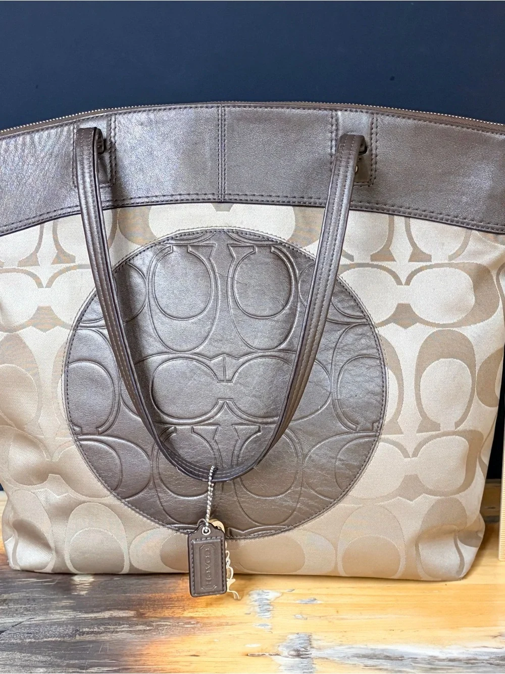 Coach Laura Signature Logo Tote Bag Purse Brown Khaki Zip Closure